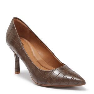 Paige Leather Pump (Women)